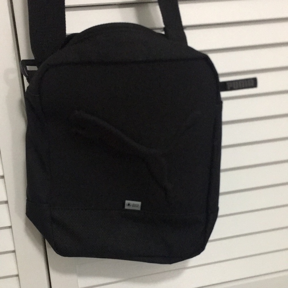 Travel size clutch